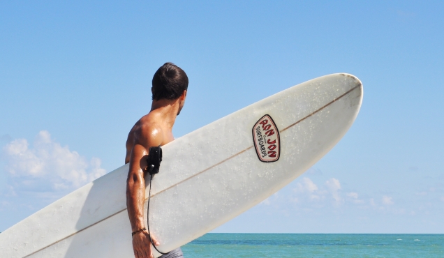 surf 2 Alex Shutin on Unsplash