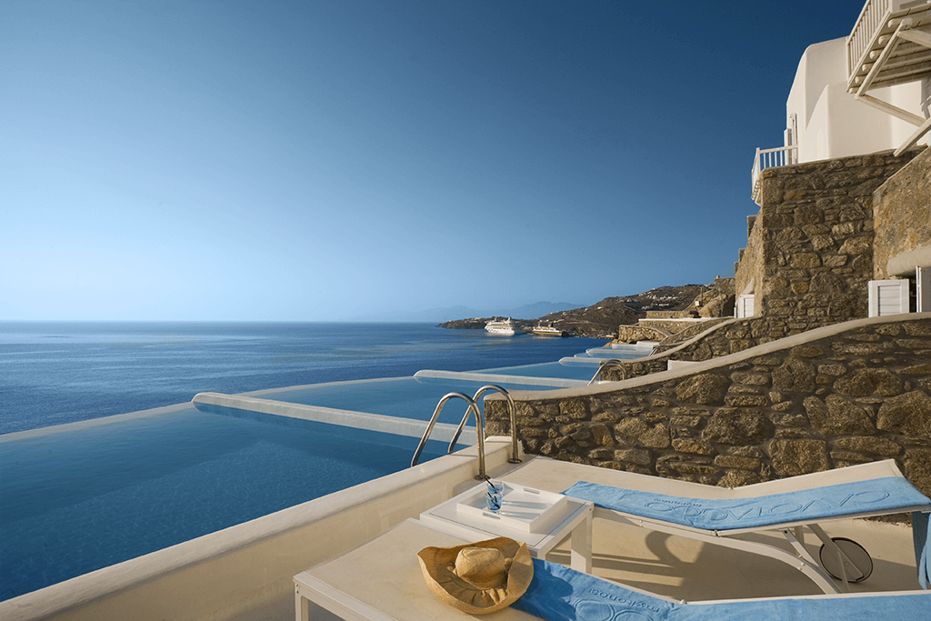 10 hotéis de sonho com piscina infinita. Um é português