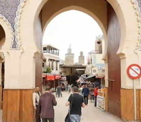 Volta ao Mundo em Fez, na capital espiritual de Marrocos (Episódio 2 - RTP3)
