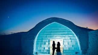 Ice Hotel: o primeiro hotel do mundo feito de gelo já não derrete