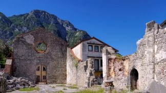Aldeia destruída por terramoto é a localidade mais bonita de Itália