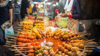 Vendedores de comida vão ser banidos das principais ruas de Banguecoque