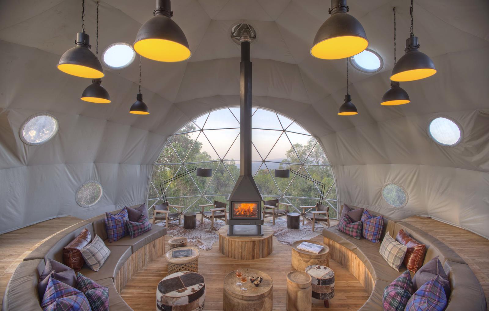 The-Highlands-lounge-dome-evening