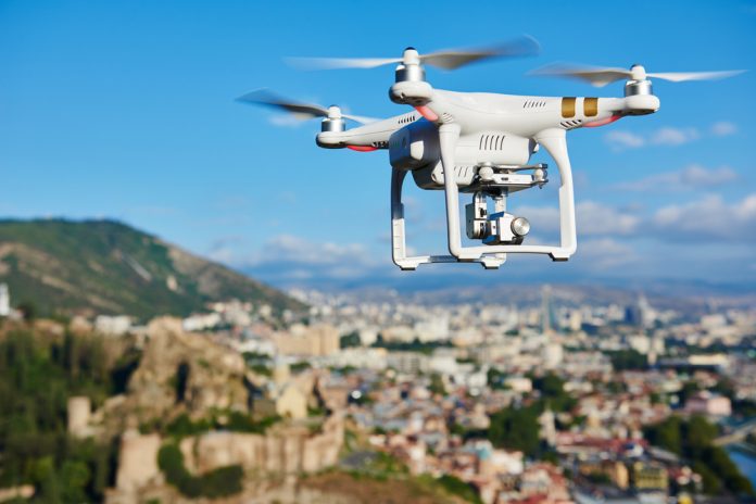 Este é o perigo dos drones para os aviões