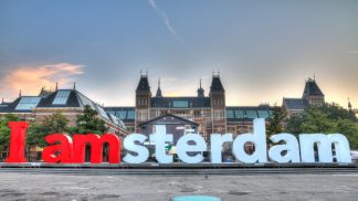 Amesterdão tem uma solução para o excesso de turismo