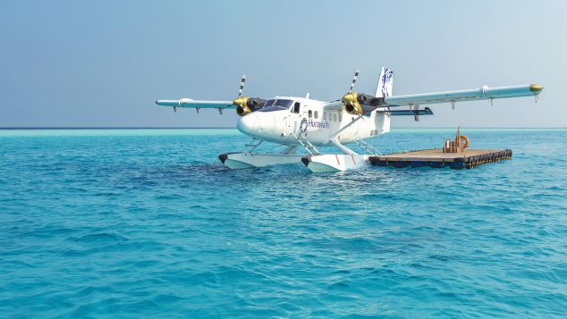 http _cdn.cnn.com_cnnnext_dam_assets_171117135659-maldives-hurawalhi-seaplane