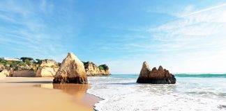 Estes são os destinos de férias mais procurados pelos portugueses