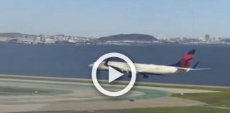 Vídeo mostra dois aviões a aterrarem lado a lado