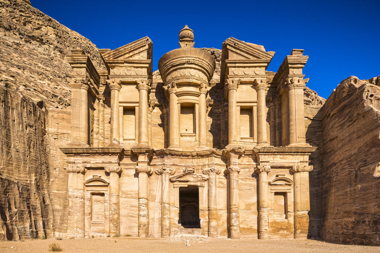 The Monastery ( Al Deir Temple ) Petra / Jordan