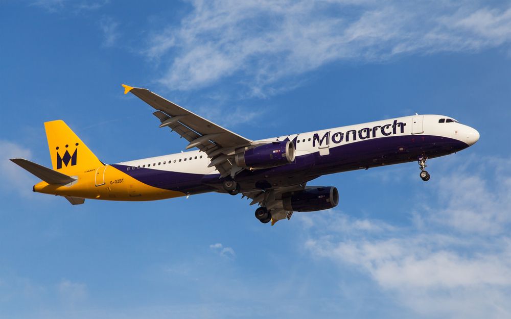 Monarch Airlines_shutterstock_437702545_resultado