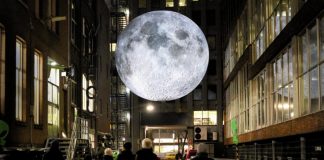 O museu dedicado à Lua passou novamente pela Europa