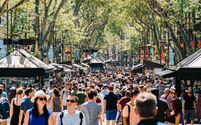 Número de turistas em todo o mundo aumenta 6% em 2018