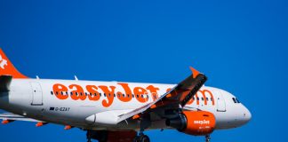 easyJet lança nova rota Porto-Málaga a partir de abril - há voos a partir de €28