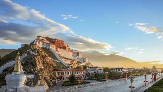 China proíbe estrangeiros de visitarem o Tibete durante março