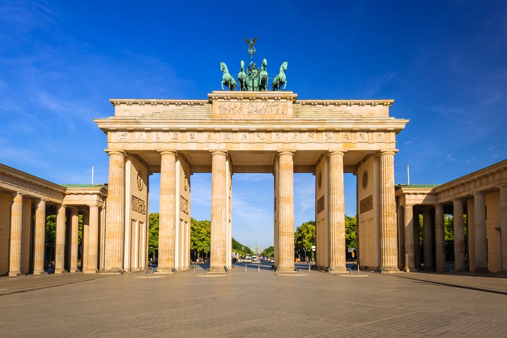 The Brandenburg Gate shutterstock_661903903_resultado