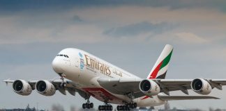 Emirates facilita reservas e cancelamentos de voos