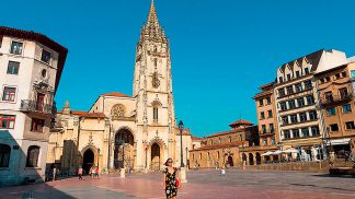 Oviedo: uma cidade que se sente mais do que se explica