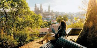 A pé até Santiago Compostela: viagem ao centro de nós