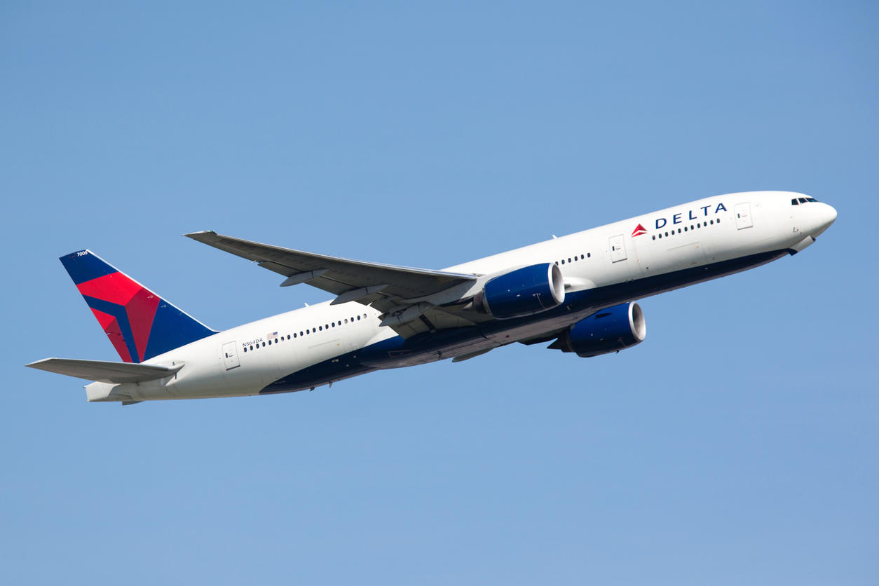 Delta Airlines Boeing 777-200LR