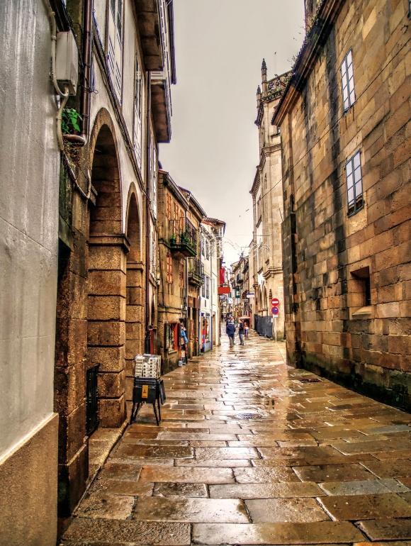 Very narrow street in Santiago de Compostela