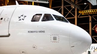 Roberto Ivens dá nome a novo avião da TAP