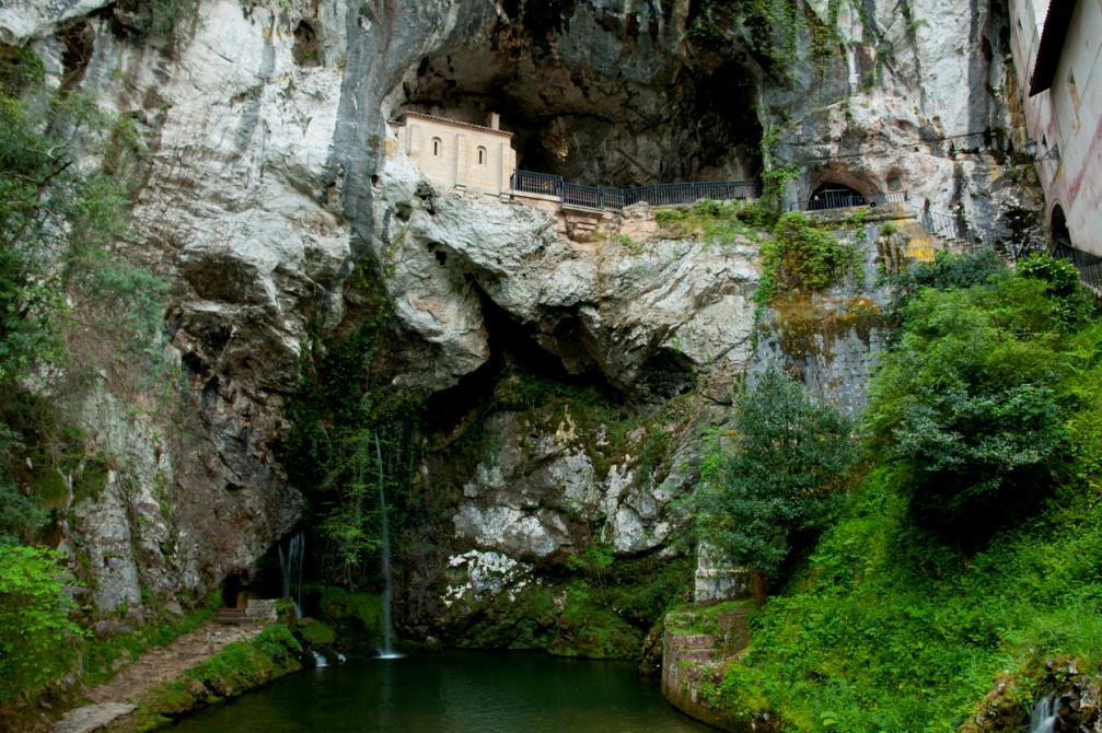 gruta de Covadonga
