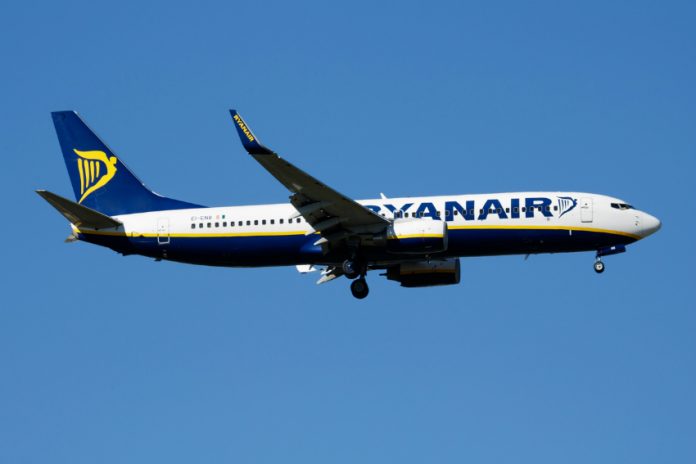 Covid-19: Ryanair suspende todos os voos de e para Itália de sábado até 8 de abril