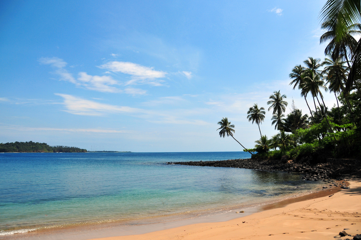 São Tomé and Príncipe: Santana cove beach