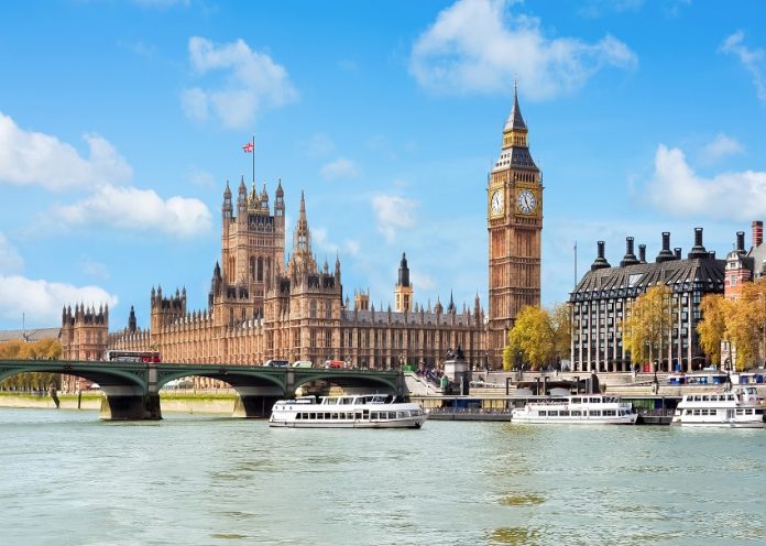 Londres mantém Portugal fora dos corredores de viagem com o Reino Unido